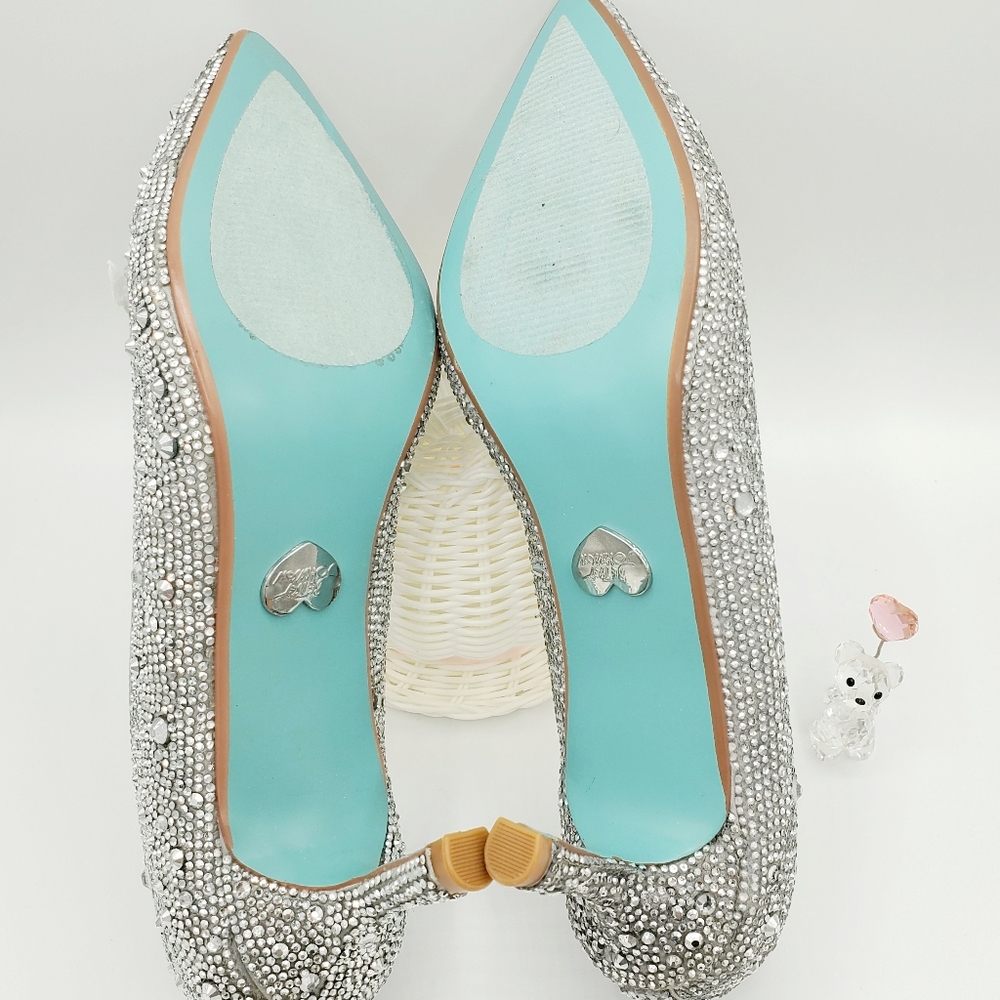 Betsey Johnson Jora heels NIB - Picture 7 of 7